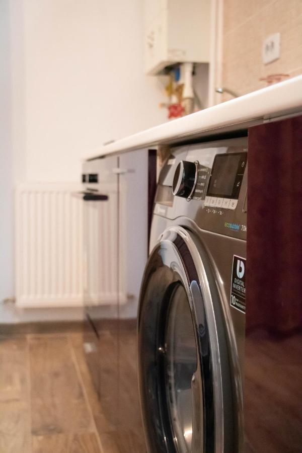 Apartament Capitala Militari Roşu Eksteriør billede